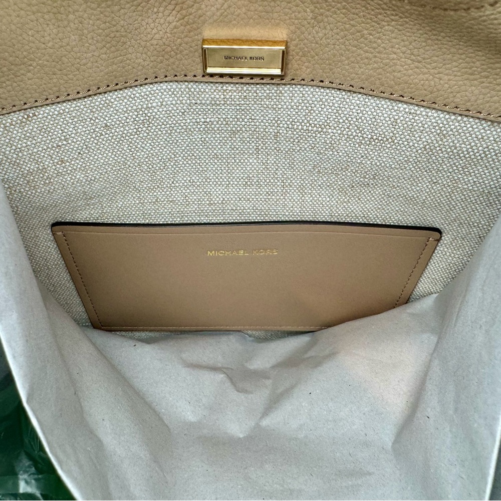 Michaell Kors Nolita Large NWT - Picture 11 of 14